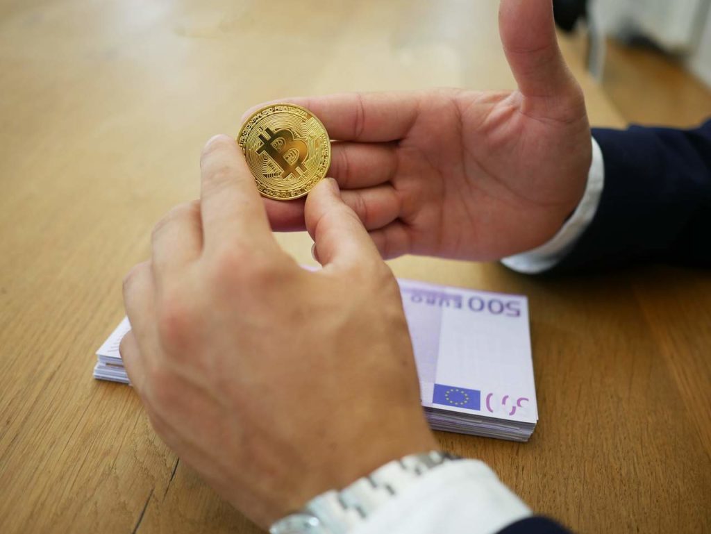 Bitcoin so einflussreich wie Facebook: „Social Network“-Autor trifft bullishe BTC-Prognose