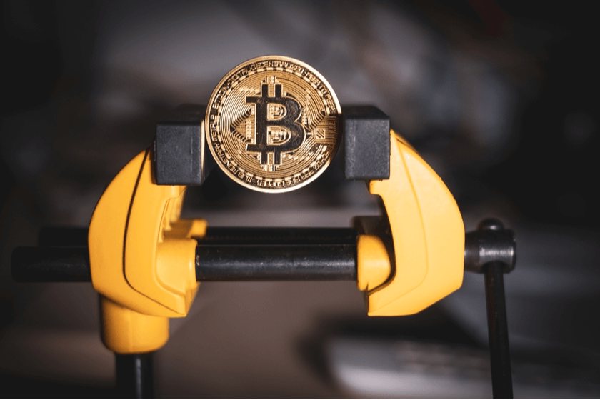 Bitcoin unter Druck, da makroökonomische und geopolitische Ängste fortbestehen